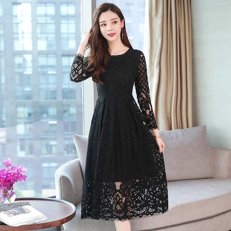 只需要这样的裙装稍稍修饰你的身材，就能让你美的国色天香