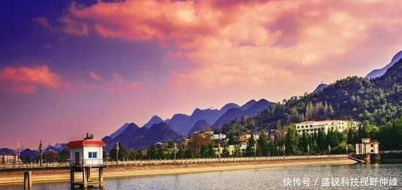 空调在这里成了摆设，这个夏天去到中国最凉快的城市避暑！