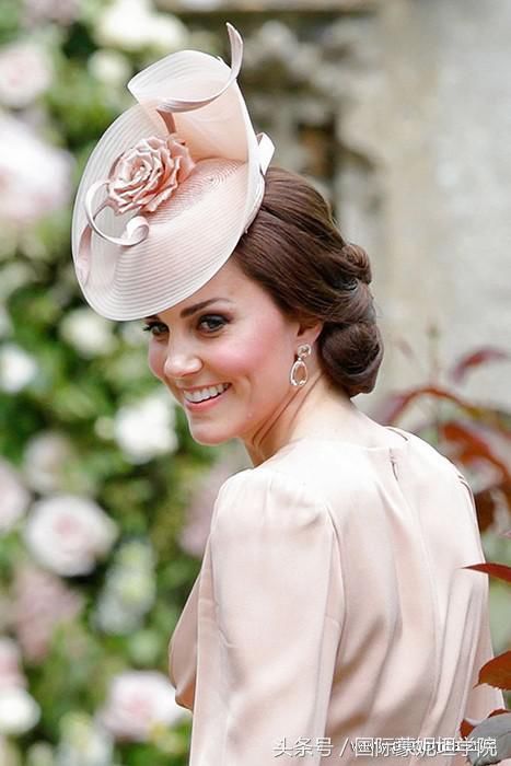 凯特王妃至今发型之路，见证皇室风云变幻