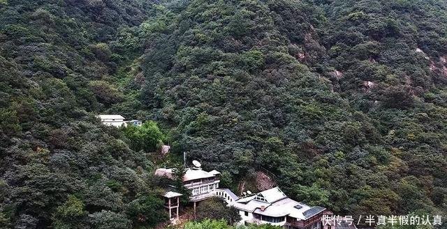 解密“秦岭超大违建别墅”业主拿50年茅台当水喝