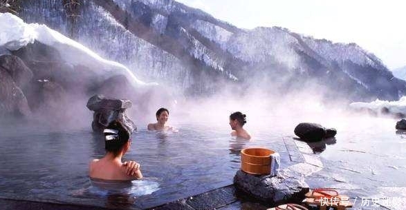 为啥中国游客到日本泡温泉,没讲话也知道是中国人?导游道出原因