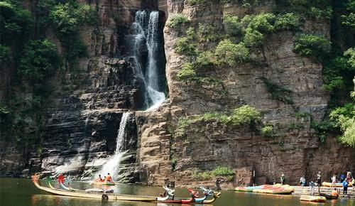 我国唯一宣布破产的景区，负债竟达8亿多，背后原因让人深思