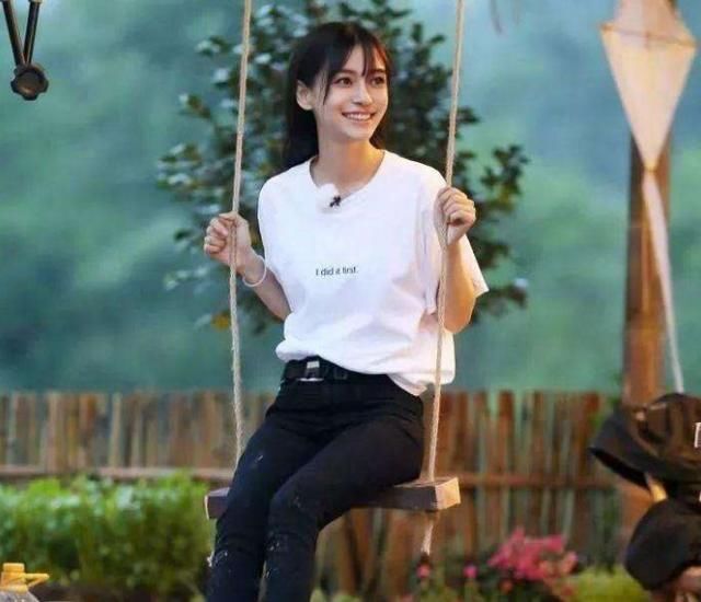 杨颖参加综艺节目再招黑，网友说她替节目组背了一个锅，真相是？