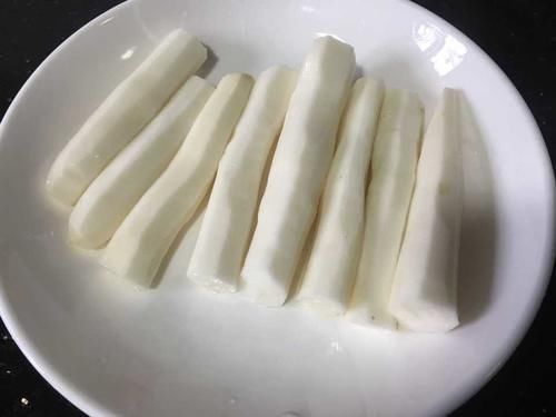  『口感』三月，爱美女人都爱它，多吃不腻，皮肤白皙水嫩，复工不化妆都美