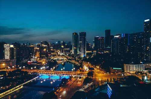 中国最幸福城市：GDP10年增长了1万亿，如今GDP比省内第二高万亿