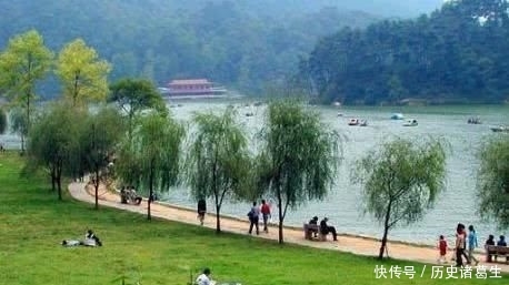  适合@中国“最适合养老”的网红城市，青山绿水、发展飞速，流连