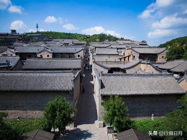 如果说五岳归来不看山，五台归来不看庙，那么从这里归来不看院