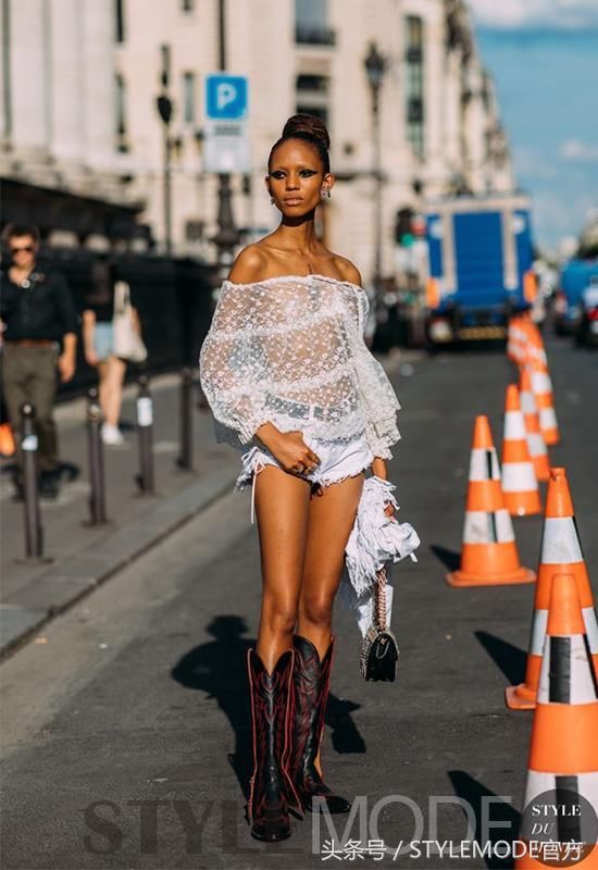 夏天除了满大街的T恤，还有什么上装单品最流行？