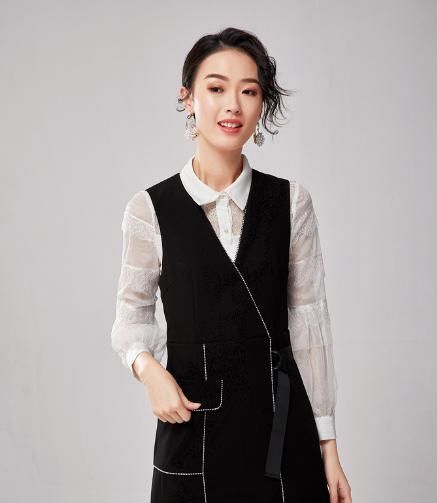 \＂l0\＂: \＂如何防止隆鼻后出现后遗症，注意什么。\＂为什么我有这么强的欲望 每次一看到穿裙子的 这种欲望就涌上心头