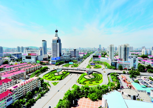 济南市中区召开领导干部会议，科学谋划市中复兴