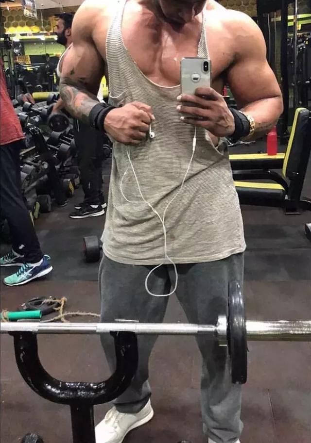 有谣言说“健身的人都很闲”？我澄清一下，那不是谣言