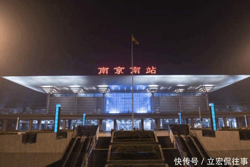 中国最大的火车站, 光候车厅就多达28个, 很多人不知道, 但你一定