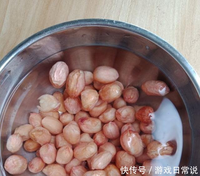 "ptid":"a495』这菜,补充胶原蛋白最厉害,皱纹减少了,皮肤更有弹性