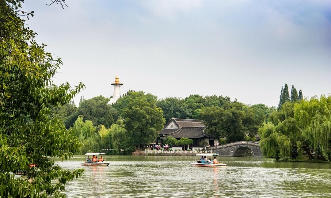 国庆长假旅游收入最高的省份，不是四川，也不是浙江！