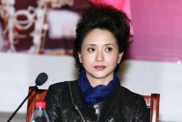  [陶慧敏]江南第一美女，守寡10年不婚，如今53岁比19岁女儿还美