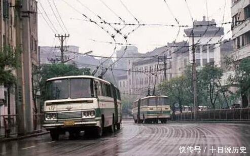 1983年的重庆，图3是山城，图7是重庆火车站