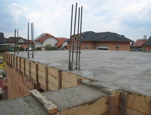 农村建造自建房,包工包料一平方多少钱?可算是