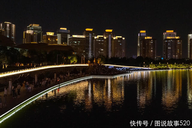  [玉米]郑州最洋气大楼有个最“土”名字，当初只随便叫叫，最后