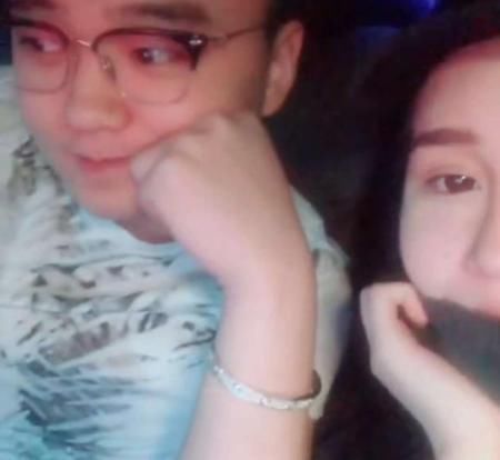 小虎犟怒怼赵本山女儿感情欺骗?承认两人已分手,网友评论扎心了