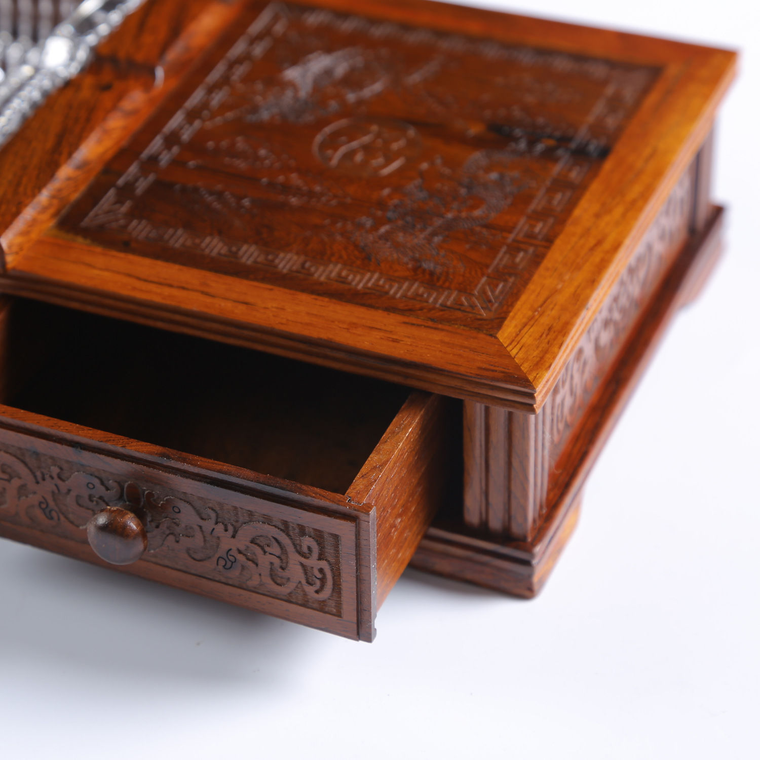 等我有钱了，一定学学文化人摆鸡翅木、红木摆件，复古大气显格调