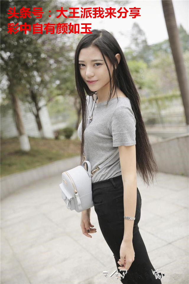 手机自拍真实性感又有气质的女神级美女 自拍生活照