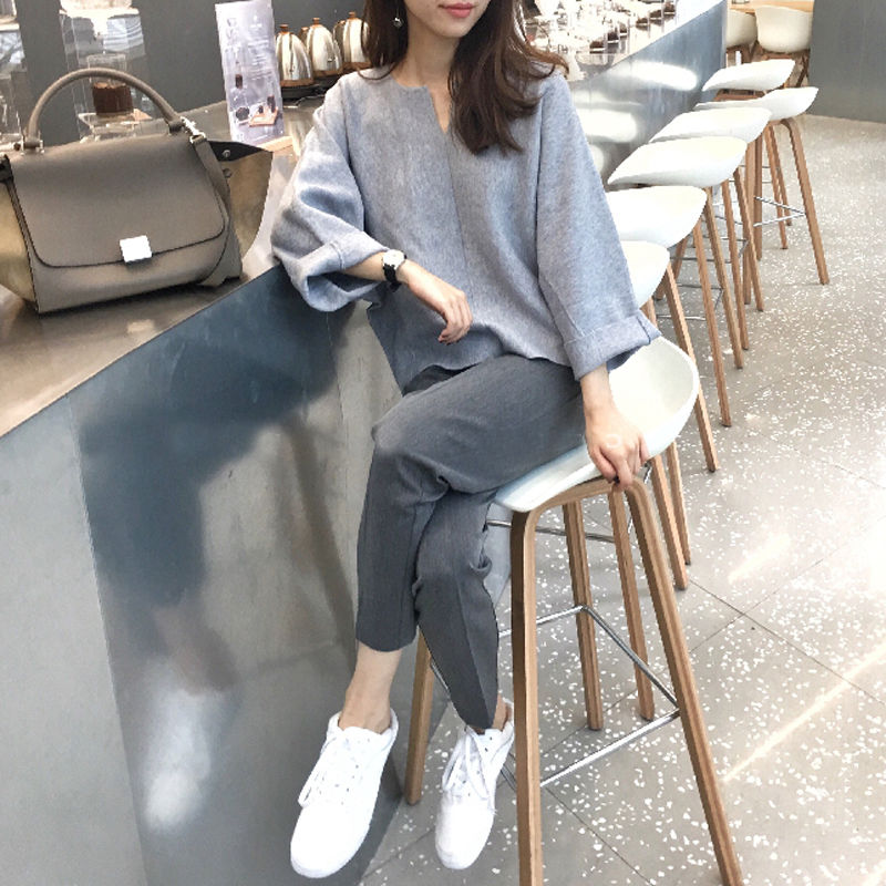 40岁老婆出门不穿裙，果然更美!穿上这几款气质套装，简直美翻