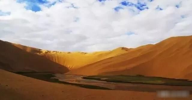  『绝美』中国神秘壮阔最美四大无人区，人迹罕至却景色绝美，你敢去吗？