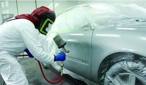  『汽车』想在汽车上省钱！汽车改色是贴膜好还是喷漆好呢？
