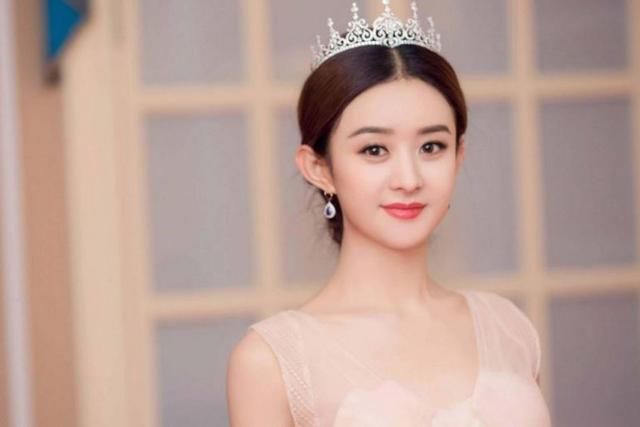 赵丽颖发微博：我给大家劈个叉，用事实证明，谣言不攻自破