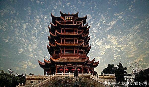 中国市辖区最多的一座省会城市，下辖13个区而没有一个县