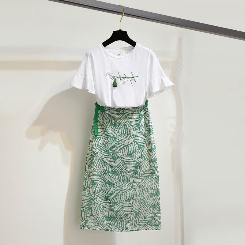 三伏天不要只穿裙，当下流行晚晚风套装，清新减龄，美的独一无二