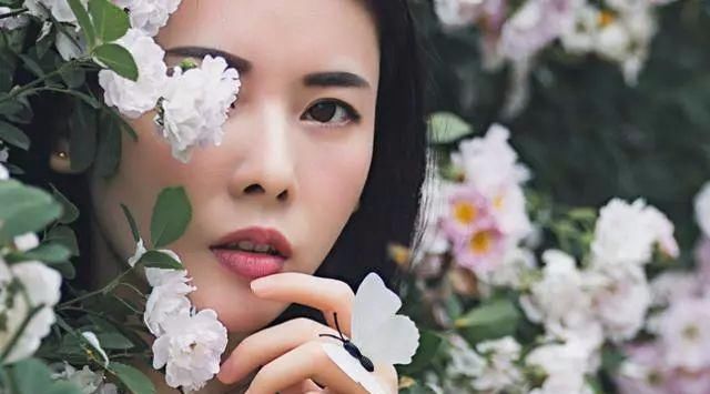 #耳朵贴脑#看相大叔：看富看耳，好福气之人耳朵一定有这三种特征，准