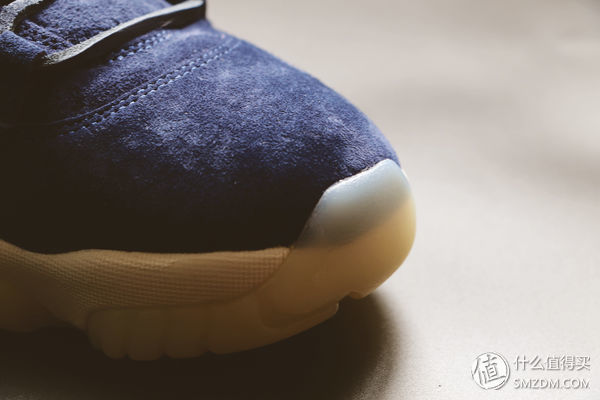 AJ11 Low RE2PECT 蓝麂皮开箱，论一双球鞋是怎样成为艺术品的