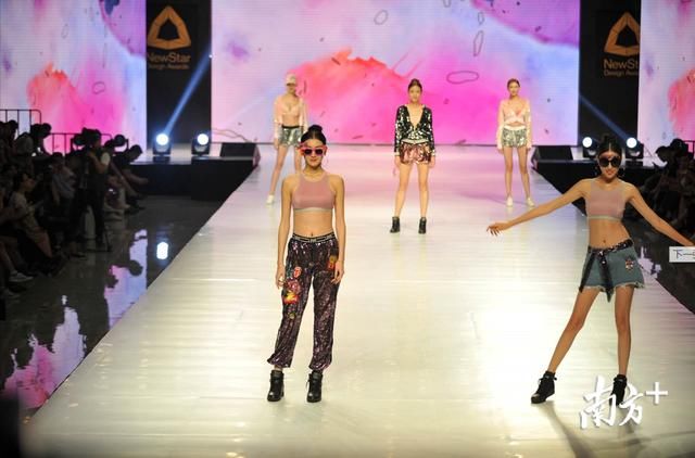 图集|超模大长腿小蛮腰全在这，佛山“维密秀”惊艳开show!