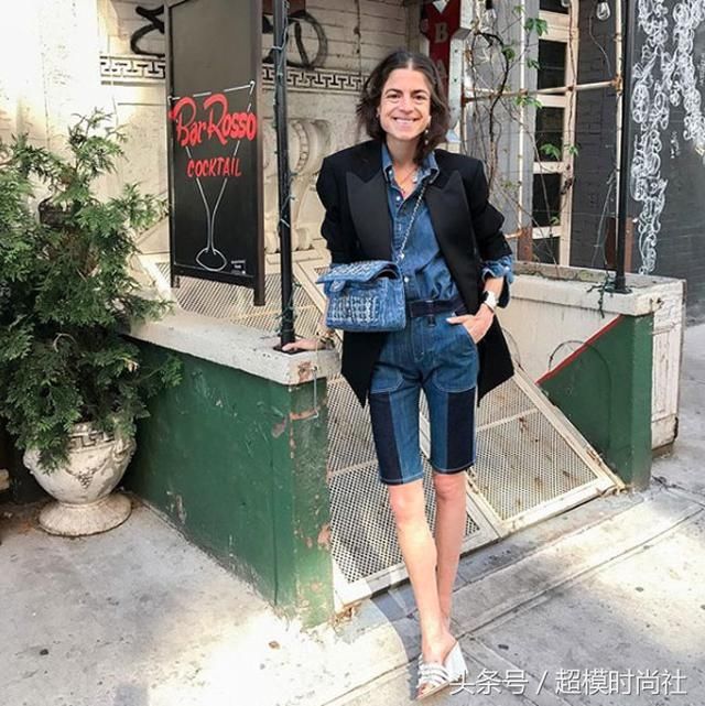 戴安娜王妃不爱高定偏偏爱它？这么丑还能大火好奇怪