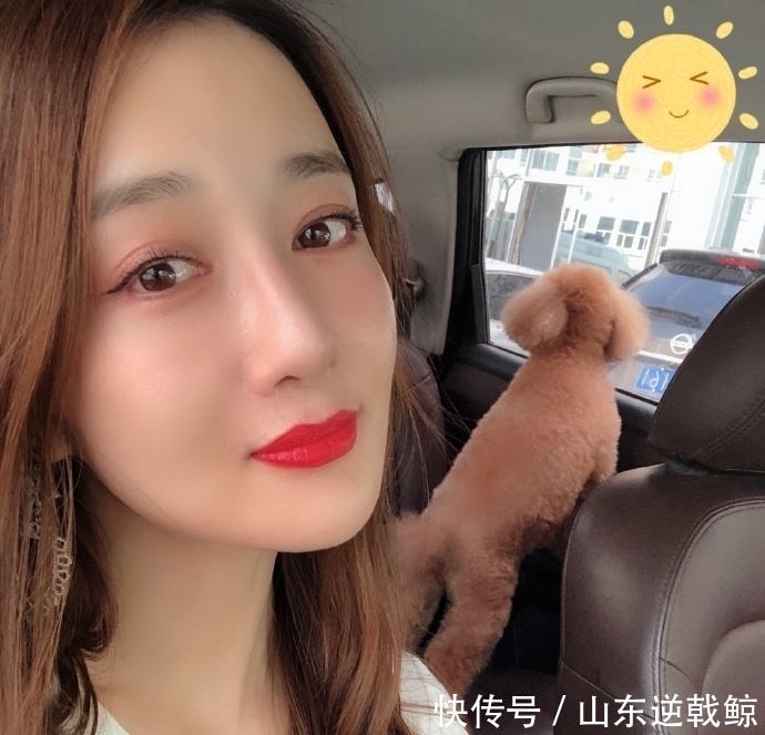  李依晓■长得漂亮，18岁出道，25岁走红，今36岁孑然一身却越来越红