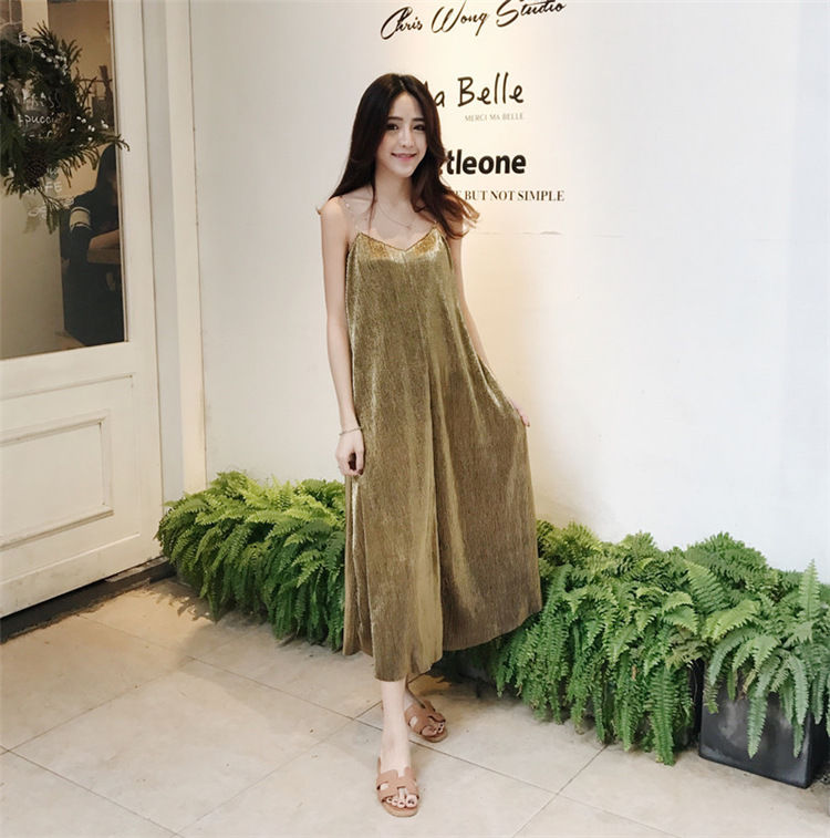 凭什么做“隐形美貌人口”?“吊带裙”美的张扬又任性