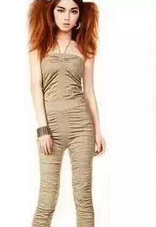 新鲜奇葩买家秀：店主看完求删评论，求掌柜的心里阴影面积！