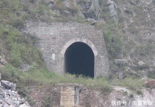 世界上最“恐怖”的隧道，中国的听名字就不想进，恐怖电影取景地
