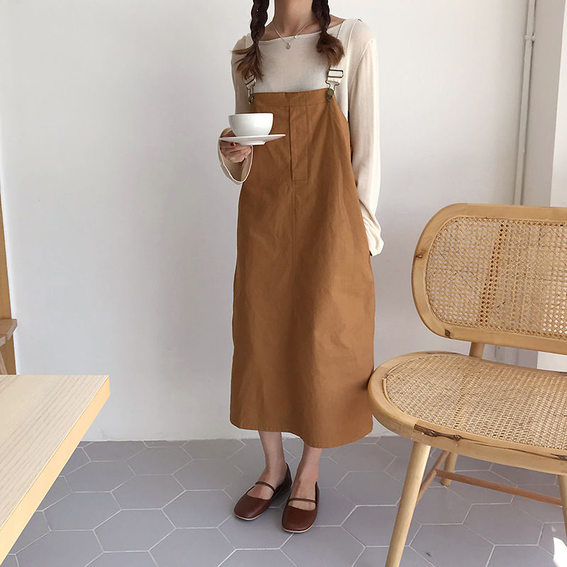 40岁左右的女人不要穿太老气，跟这些潮女学，文艺还潮流