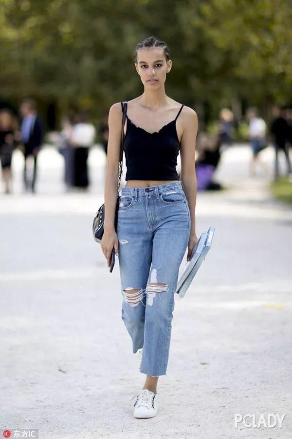 凹造型急救锦囊，夏日“背心杀”正当火