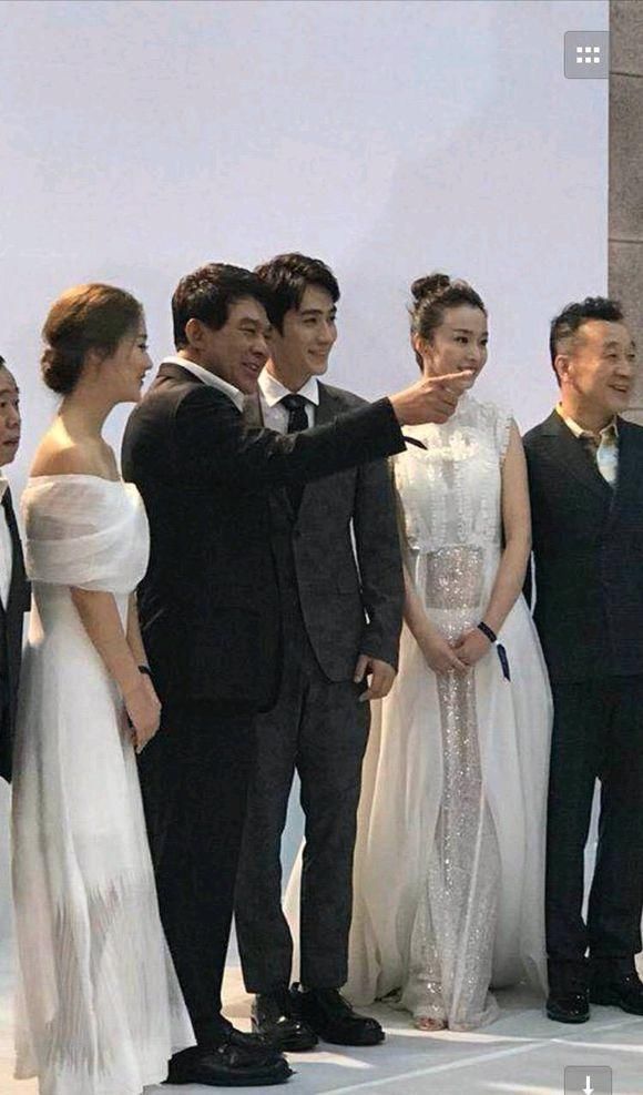 网友爆出未精修朱一龙照片简直辣眼睛 粉丝回怼你算什么天仙