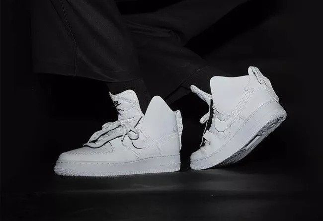 侃爷也有少女心，卡戴珊公布夜光350甜蜜由来|每周剁手