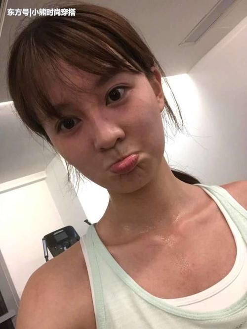 乔欣晒素颜照，表示想要瘦脸方法！网友：素颜比化妆更真实好看！