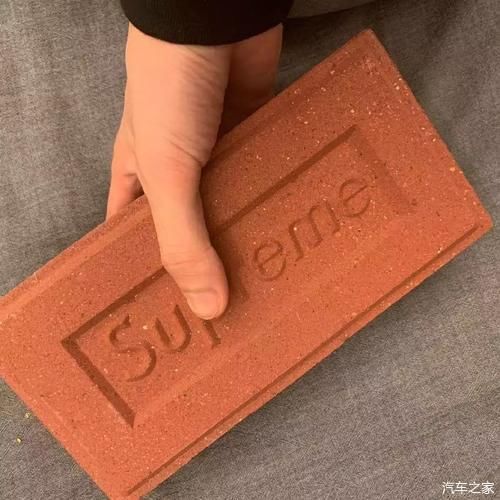  「汽车」万物皆可“Supreme”，汽车联名又会怎样？