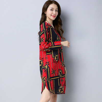 立秋到了,瞧瞧刚刚上新的连衣裙,独特迷人,上身白嫩漂亮飞起来