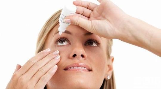 WHAT?!不用做激光手术就能矫正视力的眼药水