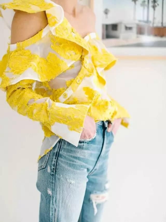 初秋这些颜色穿在一起，显白又高级!