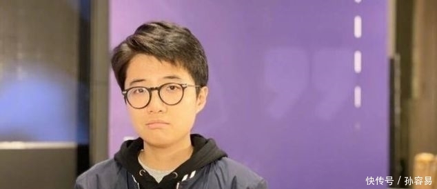  选手@邱晨是詹青云的老师？缺少综艺感，却用逻辑和语言晋升为导师