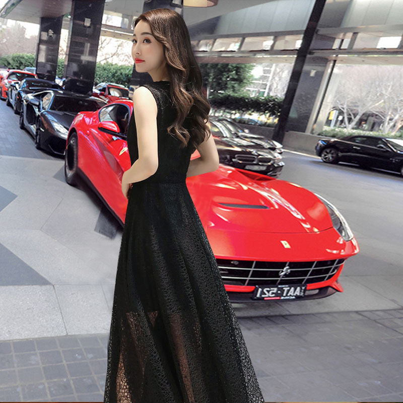 头次见这种“大气场”连衣裙,显瘦优雅真漂亮,走到哪都吸睛